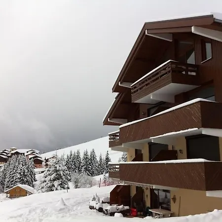 Manigod-l'etale-la Clusaz Skis Aux Pieds